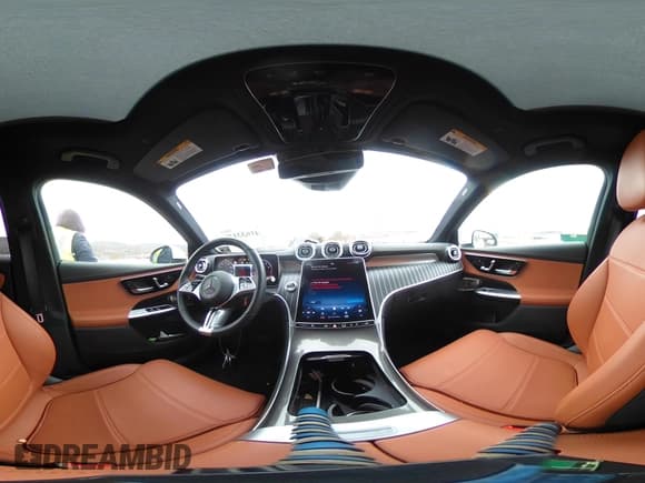 ✅ 2023 Mercedes-Benz GLC 300 • VIN: W1NKM4HBXPF029614 • Lot: 41633136. Wystawiony na IAAI z przebiegiem 12 810 mil. Bezpłatny archiwum sprzedaży aukcyjnych z USA i szczegółowy raport historii pojazdu na DreamBid. Zdjęcie 19.