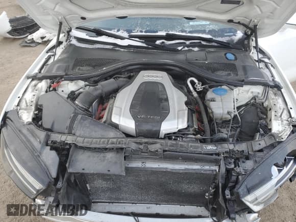 ✅ 2016 Audi A7 Prestige • VIN: WAU2GAFC9GN052829 • Lot: 39711603. Wystawiony na Copart z przebiegiem 103 284 mil. Bezpłatny archiwum sprzedaży aukcyjnych z USA i szczegółowy raport historii pojazdu na DreamBid. Zdjęcie 12.