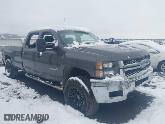 ✅ 2011 Chevrolet Silverado 2500HD LT • VIN: 1GC1KXCG9BF197640 • Lot: 43748797. Listed on IAAI with 128,726 mi. Free auction sales archive from the USA and detailed vehicle history report at DreamBid. Image 1.