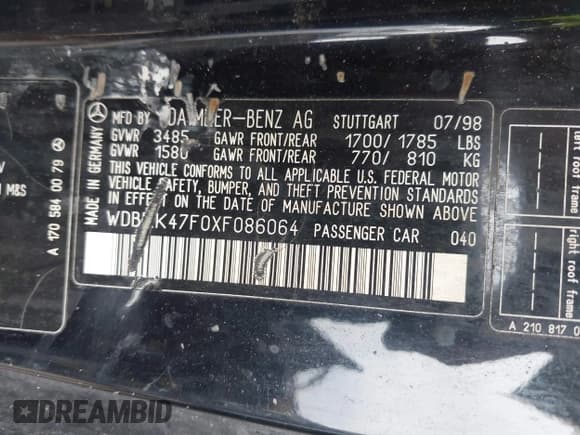 ✅ 1999 Mercedes-Benz SLK 230/320 • VIN: WDBKK47F0XF086064 • Лот: 42380513. Опубликован ранее на IAAI с пробегом 166 381 миль. Бесплатный доступ к архиву аукционных продаж из США и подробный отчёт об истории автомобиля на DreamBid. Изображение 9.