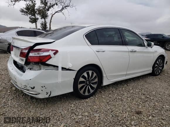 2017 Honda Accord Touring z VIN JHMCR6F76HC023916, wystawiony jako Copart lot #81270445 z przebiegiem 131 952 mil mil oraz Szkoda całkowita • Salvage title. Historia ofert i sprzedaży dostępna na DreamBid. Obrazek 3.