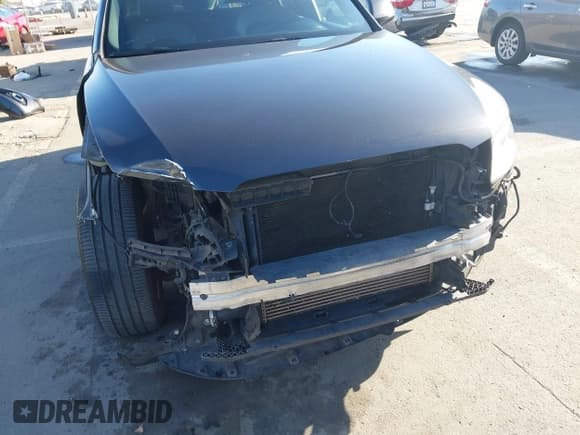 ✅ 2015 Audi Q5 Premium Plus • VIN: WA1LFAFP1FA113569 • Lot: 43819638. Listed on IAAI with 100,869 mi. Free auction sales archive from the USA and detailed vehicle history report at DreamBid. Image 6.