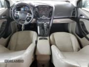 ✅ 2012 Ford Focus Electric • VIN: 1FAHP3R49CL458375 • Лот: 55509475. Опубликован ранее на Copart с пробегом 58 764 миль. Бесплатный доступ к архиву аукционных продаж из США и подробный отчёт об истории автомобиля на DreamBid. Изображение 8.