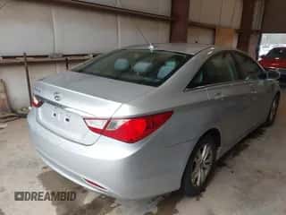 2013 Hyundai Sonata GLS with VIN 5NPEB4AC2DH683361, listed as a IAAI auction lot 43563985 with 167,685 mi miles and . Bid and sale history available at DreamBid. Image 4.