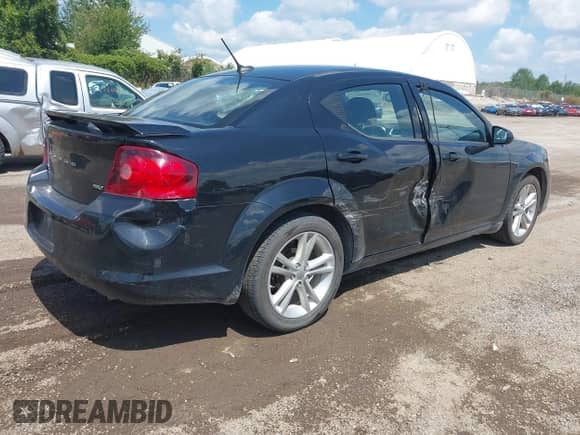 2013 Dodge Avenger SXT с VIN 1C3CDZCB9DN675331, выставлен на аукционе IAAI как лот 42986867 с пробегом 100 236 миль миль и . История ставок и продаж доступна на DreamBid. Изображение 4.