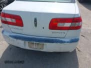 ✅ 2006 Lincoln Zephyr • VIN: 3LNHM26156R630099 • Lot: 42866819. Wystawiony na IAAI z przebiegiem 296 172 mil. Bezpłatny archiwum sprzedaży aukcyjnych z USA i szczegółowy raport historii pojazdu na DreamBid. Zdjęcie 6.