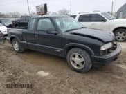 ✅ 1998 Chevrolet S-10 LS • VIN: 1GCCS19X0W8130884 • Лот: 45309515. Опубликован ранее на Copart с пробегом 75 142 миль. Бесплатный доступ к архиву аукционных продаж из США и подробный отчёт об истории автомобиля на DreamBid. Изображение 4.
