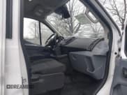 ✅ 2019 Ford Transit • VIN: 1FTYR1YM6KKA42086 • Lot: 41574522. Wystawiony na IAAI z przebiegiem 119 734 mil. Bezpłatny archiwum sprzedaży aukcyjnych z USA i szczegółowy raport historii pojazdu na DreamBid. Zdjęcie 5.