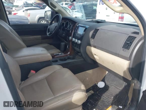 ✅ 2010 Toyota Tundra • VIN: 5TFEY5F10AX081909 • Lot: 41745481. Wystawiony na IAAI z przebiegiem 163 413 mil. Bezpłatny archiwum sprzedaży aukcyjnych z USA i szczegółowy raport historii pojazdu na DreamBid. Zdjęcie 5.