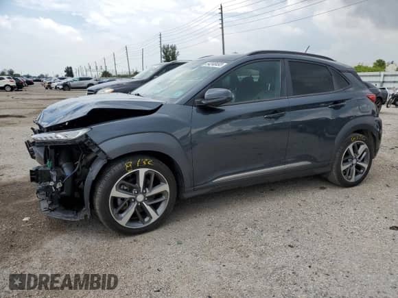 ✅ 2018 Hyundai Kona Limited • VIN: KM8K33A53JU132462 • Lot: 54240493. Wystawiony na Copart z przebiegiem 41 563 mil mil. Skorzystaj z bezpłatnego archiwum sprzedaży aukcyjnych z USA i zobacz szczegółowy raport historii pojazdu na DreamBid. Zdjęcie 1.