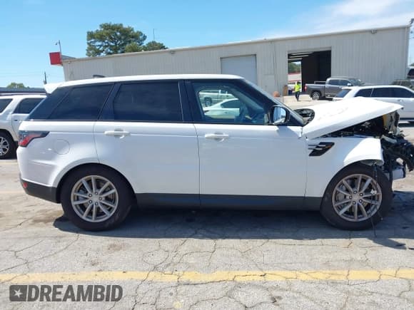 ✅ 2021 Land Rover Range Rover Sport SE • VIN: SALWG2SU3MA778884 • Лот: 43354336. Опубликован ранее на IAAI с пробегом 86 009 миль. Бесплатный доступ к архиву аукционных продаж из США и подробный отчёт об истории автомобиля на DreamBid. Изображение 13.