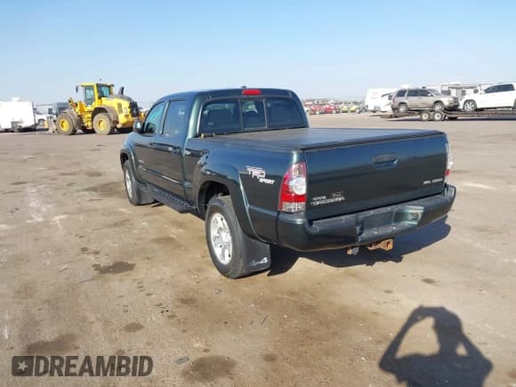 ✅ 2009 Toyota Tacoma • VIN: 5TEMU52N49Z622061 • Lot: 43381986. Listed on IAAI with 169,157 mi. Free auction sales archive from the USA and detailed vehicle history report at DreamBid. Image 3.