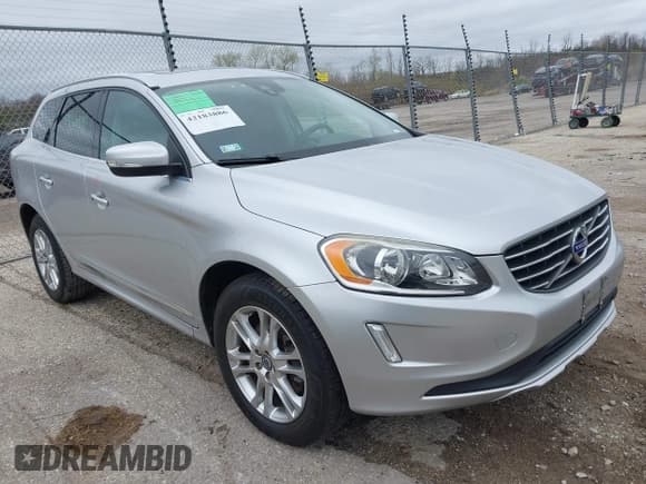 ✅ 2015 Volvo XC60 T5 Drive-E Premier • VIN: YV440MDB9F2613538 • Lot: 42183886. Listed on IAAI with 115,768 mi. Free auction sales archive from the USA and detailed vehicle history report at DreamBid. Image 1.