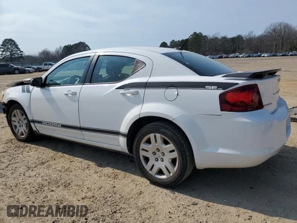 ✅ 2014 Dodge Avenger SE • VIN: 1C3CDZAG9EN180594 • Lot: 77366254. Wystawiony na Copart z przebiegiem 113 415 mil. Bezpłatny archiwum sprzedaży aukcyjnych z USA i szczegółowy raport historii pojazdu na DreamBid. Zdjęcie 2.
