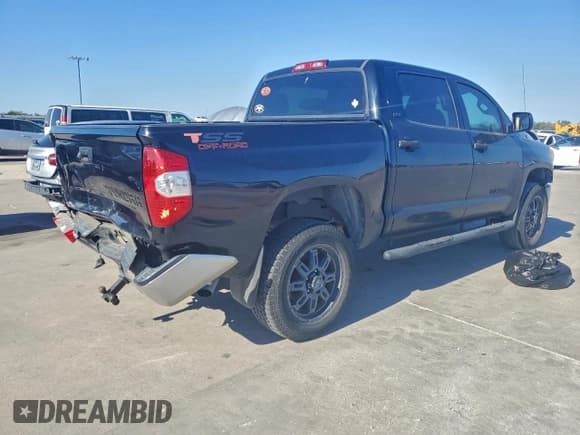 ✅ 2016 Toyota Tundra SR5 • VIN: 5TFEM5F15GX104721 • Лот: 91443745. Опубликован ранее на Copart с пробегом 141 063 миль. Бесплатный доступ к архиву аукционных продаж из США и подробный отчёт об истории автомобиля на DreamBid. Изображение 3.