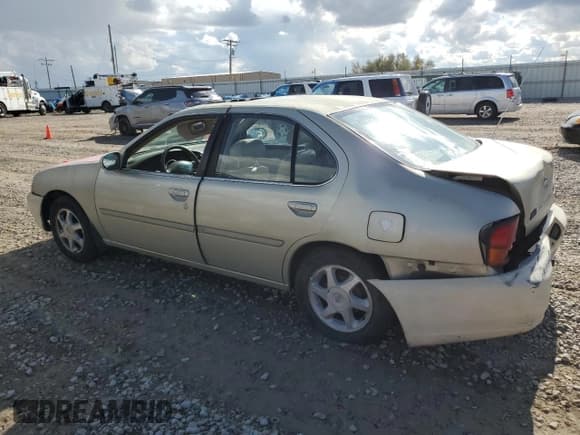 ✅ 1999 Nissan Altima XE • VIN: 1N4DL01D4XC206950 • Лот: 78679994. Опубликован ранее на Copart с пробегом 228 995 миль. Бесплатный доступ к архиву аукционных продаж из США и подробный отчёт об истории автомобиля на DreamBid. Изображение 2.