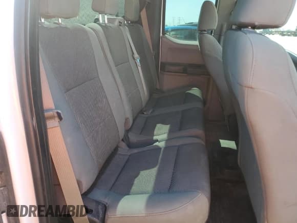 ✅ 2015 Ford F-150 Lariat • VIN: 1FTEX1CF6FKD91823 • Lot: 71729455. Wystawiony na Copart z przebiegiem 212 037 mil. Bezpłatny archiwum sprzedaży aukcyjnych z USA i szczegółowy raport historii pojazdu na DreamBid. Zdjęcie 10.