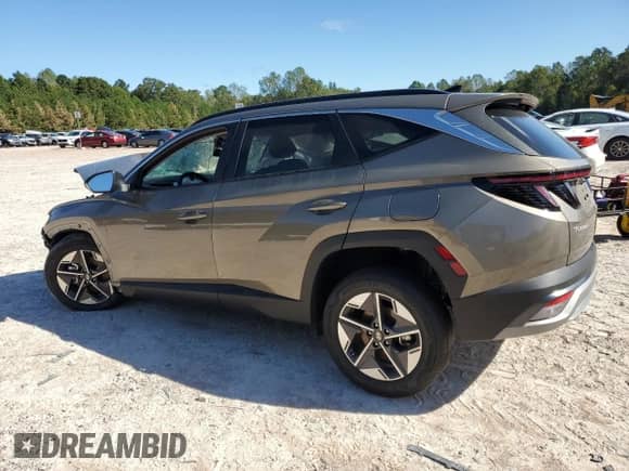 2025 Hyundai Tucson SEL Convenience с VIN KM8JCDD15SU247947, выставлен на аукционе Copart как лот 84752035 с пробегом Не указан миль и Списание • Salvage title. История ставок и продаж доступна на DreamBid. Изображение 2.