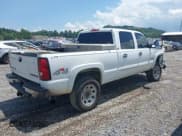 ✅ 2005 Chevrolet Silverado 2500HD LT • VIN: 1GCHK23285F967353 • Lot: 42746677. Wystawiony na IAAI z przebiegiem Nie podano. Bezpłatny archiwum sprzedaży aukcyjnych z USA i szczegółowy raport historii pojazdu na DreamBid. Zdjęcie 4.