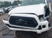 ✅ 2021 Toyota Tacoma SR • VIN: 3TYCZ5AN0MT052701 • Lot: 42680790. Wystawiony na IAAI z przebiegiem 41 440 mil. Bezpłatny archiwum sprzedaży aukcyjnych z USA i szczegółowy raport historii pojazdu na DreamBid. Zdjęcie 12.