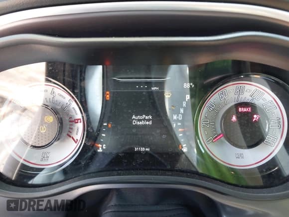 ✅ 2020 Dodge Challenger R/T 50th Anniversary • VIN: 2C3CDZBT6LH236881 • Lot: 42863407. Wystawiony na IAAI z przebiegiem 31 133 mil. Bezpłatny archiwum sprzedaży aukcyjnych z USA i szczegółowy raport historii pojazdu na DreamBid. Zdjęcie 7.