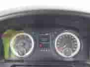 2017 Ram 1500 Tradesman z VIN 3C6JR6AG2HG721847, wystawiony jako IAAI lot #43230943 z przebiegiem 195 100 mil mil oraz . Historia ofert i sprzedaży dostępna na DreamBid. Obrazek 7.