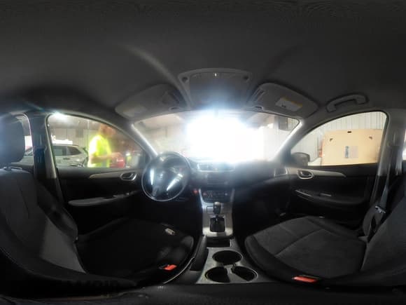 ✅ 2015 Nissan Sentra SV • VIN: 3N1AB7AP1FL688270 • Lot: 43102582. Wystawiony na IAAI z przebiegiem 88 370 mil. Bezpłatny archiwum sprzedaży aukcyjnych z USA i szczegółowy raport historii pojazdu na DreamBid. Zdjęcie 18.