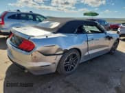 ✅ 2021 Ford Mustang EcoBoost Premium • VIN: 1FATP8UH4M5105288 • Lot: 86874675. Wystawiony na Copart z przebiegiem 92 548 mil. Bezpłatny archiwum sprzedaży aukcyjnych z USA i szczegółowy raport historii pojazdu na DreamBid. Zdjęcie 3.