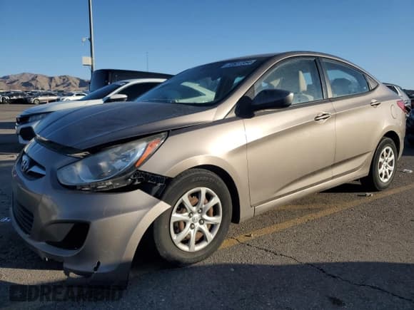 ✅ 2013 Hyundai Accent GLS • VIN: KMHCT4AE8DU292657 • Лот: 72527354. Опубликован ранее на Copart с пробегом 154 585 миль. Бесплатный доступ к архиву аукционных продаж из США и подробный отчёт об истории автомобиля на DreamBid. Изображение 1.