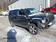 ✅ 2016 Jeep Patriot High Altitude • VIN: 1C4NJRFB3GD709556 • Lot: 41238260. Wystawiony na IAAI z przebiegiem 111 450 mil. Bezpłatny archiwum sprzedaży aukcyjnych z USA i szczegółowy raport historii pojazdu na DreamBid. Zdjęcie 1.