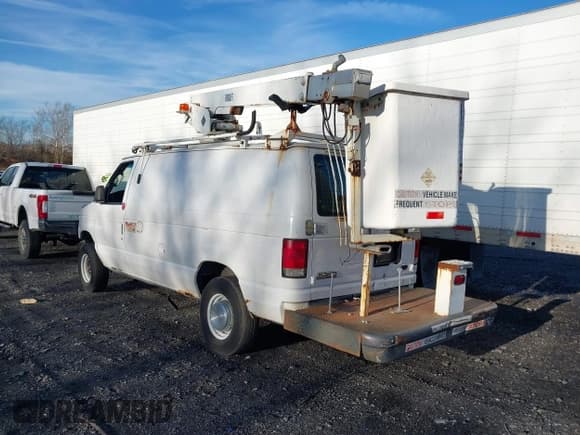 ✅ 2006 Ford Econoline Cargo • VIN: 1FTSE34L66DA42092 • Лот: 43710753. Опубликован ранее на IAAI с пробегом Не указан. Бесплатный доступ к архиву аукционных продаж из США и подробный отчёт об истории автомобиля на DreamBid. Изображение 3.