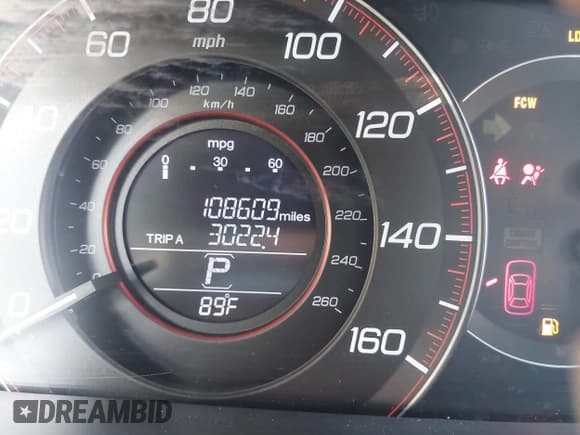 ✅ 2015 Honda Accord EX-L • VIN: 1HGCT1B82FA004925 • Lot: 43068682. Listed on IAAI with 108,609 mi. Free auction sales archive from the USA and detailed vehicle history report at DreamBid. Image 15.