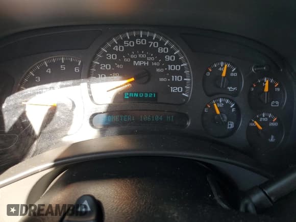 ✅ 2005 Chevrolet Silverado 1500 Z71 • VIN: 1GCEK19B95E144019 • Лот: 72923184. Опубликован ранее на Copart с пробегом 106 104 миль. Бесплатный доступ к архиву аукционных продаж из США и подробный отчёт об истории автомобиля на DreamBid. Изображение 9.