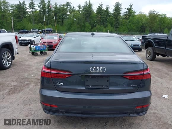 ✅ 2023 Audi A6 Premium Plus • VIN: WAUE3BF20PN089872 • Лот: 42310068. Опубликован ранее на IAAI с пробегом 20 994 миль. Бесплатный доступ к архиву аукционных продаж из США и подробный отчёт об истории автомобиля на DreamBid. Изображение 17.