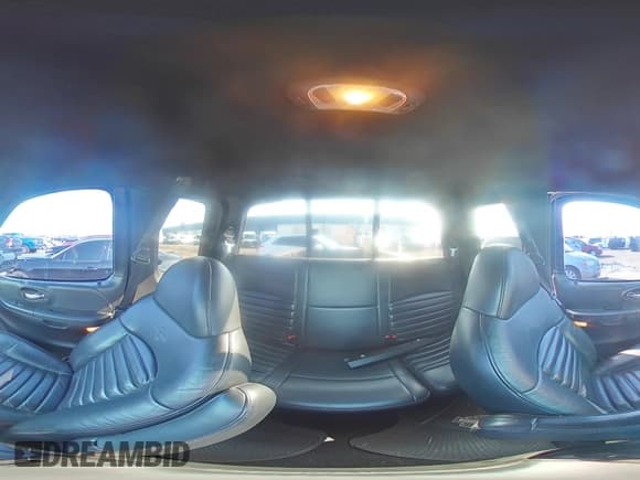 ✅ 2000 Ford F-150 XL • VIN: 2FTRX07L0YCA98549 • Lot: 61469475. Wystawiony na Copart z przebiegiem 67 969 mil. Bezpłatny archiwum sprzedaży aukcyjnych z USA i szczegółowy raport historii pojazdu na DreamBid. Zdjęcie 14.