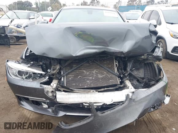 ✅ 2015 BMW 3 Series 328i • VIN: WBA3C1C57FP853235 • Lot: 42192678. Listed on IAAI with 133,665 mi. Free auction sales archive from the USA and detailed vehicle history report at DreamBid. Image 6.