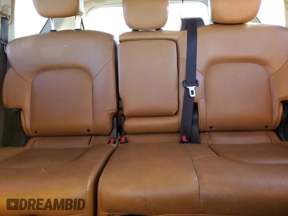 ✅ 2016 Infiniti QX80 • VIN: JN8AZ2NC0G9400711 • Lot: 90291275. Wystawiony na Copart z przebiegiem 116 171 mil. Bezpłatny archiwum sprzedaży aukcyjnych z USA i szczegółowy raport historii pojazdu na DreamBid. Zdjęcie 10.