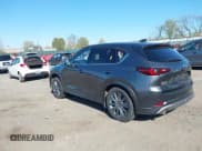 ✅ 2024 Mazda CX-5 Signature • VIN: JM3KFBXY4R0357622 • Lot: 41983547. Wystawiony na IAAI z przebiegiem 3 238 mil. Bezpłatny archiwum sprzedaży aukcyjnych z USA i szczegółowy raport historii pojazdu na DreamBid. Zdjęcie 3.