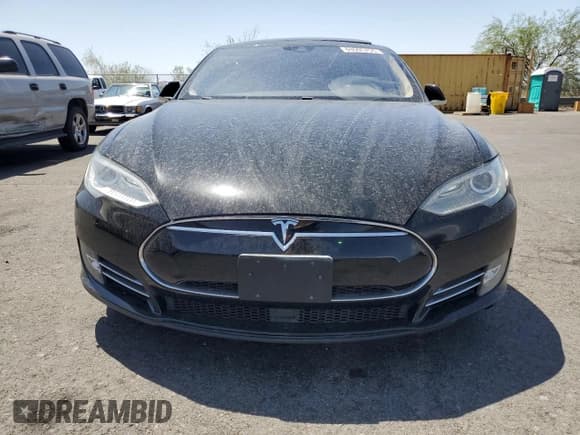 ✅ 2015 Tesla Model S 85D • VIN: 5YJSA1E20FF105704 • Лот: 63595755. Опубликован ранее на Copart с пробегом 97 827 миль. Бесплатный доступ к архиву аукционных продаж из США и подробный отчёт об истории автомобиля на DreamBid. Изображение 5.