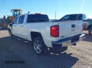 ✅ 2018 Chevrolet Silverado 1500 LT • VIN: 3GCPCREC6JG482791 • Lot: 43519455. Wystawiony na IAAI z przebiegiem 174 730 mil. Bezpłatny archiwum sprzedaży aukcyjnych z USA i szczegółowy raport historii pojazdu na DreamBid. Zdjęcie 3.