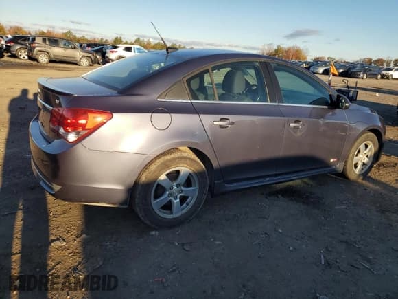 ✅ 2014 Chevrolet Cruze 1LT • VIN: 1G1PC5SB5E7352449 • Лот: 90703335. Опубликован ранее на Copart с пробегом 91 823 миль. Бесплатный доступ к архиву аукционных продаж из США и подробный отчёт об истории автомобиля на DreamBid. Изображение 3.