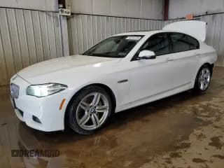 ✅ 2015 BMW 5 Series 550i xDrive • VIN: WBAKP9C56FD693672 • Lot: 92244125. Listed on Copart with 99,195 mi. Free auction sales archive from the USA and detailed vehicle history report at DreamBid. Image 1.