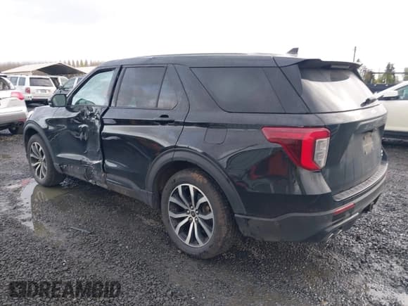 ✅ 2021 Ford Explorer ST • VIN: 1FM5K8GC5MGA17190 • Lot: 41935751. Wystawiony na IAAI z przebiegiem 72 143 mil. Bezpłatny archiwum sprzedaży aukcyjnych z USA i szczegółowy raport historii pojazdu na DreamBid. Zdjęcie 3.