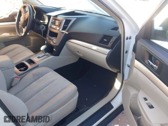 ✅ 2014 Subaru Outback 2.5i • VIN: 4S4BRBAC9E3223108 • Lot: 43861176. Listed on IAAI with 114,808 mi. Free auction sales archive from the USA and detailed vehicle history report at DreamBid. Image 5.