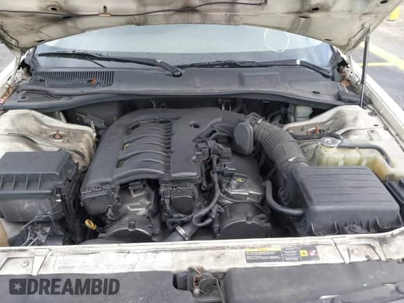 2005 Dodge Magnum SE с VIN 2D4FV48V55H680003, выставлен на аукционе IAAI как лот 41720084 с пробегом 239 029 миль миль и . История ставок и продаж доступна на DreamBid. Изображение 10.