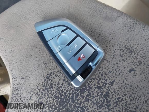 ✅ 2015 BMW 3 Series 320i • VIN: WBA3B1G55FNT03833 • Лот: 43379432. Опубликован ранее на IAAI с пробегом 171 664 миль. Бесплатный доступ к архиву аукционных продаж из США и подробный отчёт об истории автомобиля на DreamBid. Изображение 11.