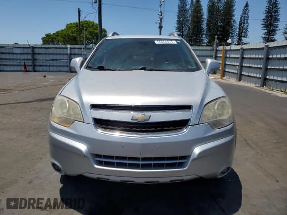 ✅ 2013 Chevrolet Captiva Sport LTZ • VIN: 3GNAL4EK4DS632227 • Lot: 55054975. Wystawiony na Copart z przebiegiem 121 526 mil. Bezpłatny archiwum sprzedaży aukcyjnych z USA i szczegółowy raport historii pojazdu na DreamBid. Zdjęcie 5.