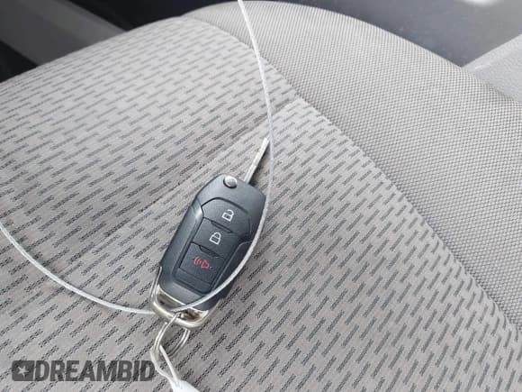 ✅ 2019 Ford F-250 XL • VIN: 1FT7W2B60KEG82555 • Lot: 42203933. Listed on IAAI with 163,407 mi. Free auction sales archive from the USA and detailed vehicle history report at DreamBid. Image 11.