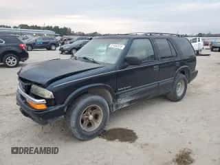 1999 Chevrolet Blazer LS with VIN 1GNCS13W0X2133425, listed as a Copart auction lot 81930324 with 224,669 mi miles and Salvage title. Bid and sale history available at DreamBid. Image 1.