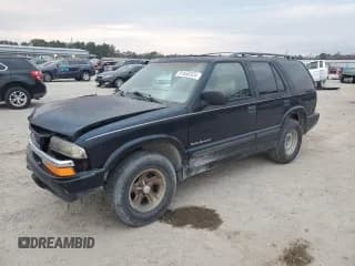 ✅ 1999 Chevrolet Blazer LS • VIN: 1GNCS13W0X2133425 • Lot: 81930324. Wystawiony na Copart z przebiegiem 224 669 mil. Bezpłatny archiwum sprzedaży aukcyjnych z USA i szczegółowy raport historii pojazdu na DreamBid. Zdjęcie 1.